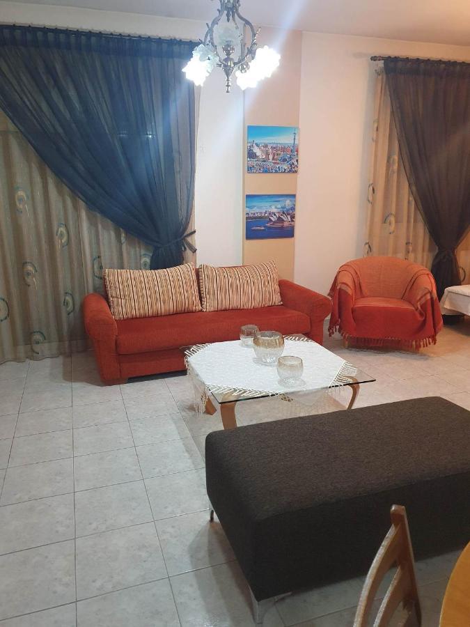 Elle Apartment By Alp Hospitality Services Nea Kallikrateia エクステリア 写真